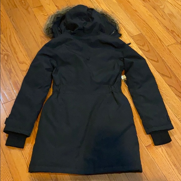 SOLD NWT Aritzia TNA Bancroft Parka Down Coat - Picture 6 of 15